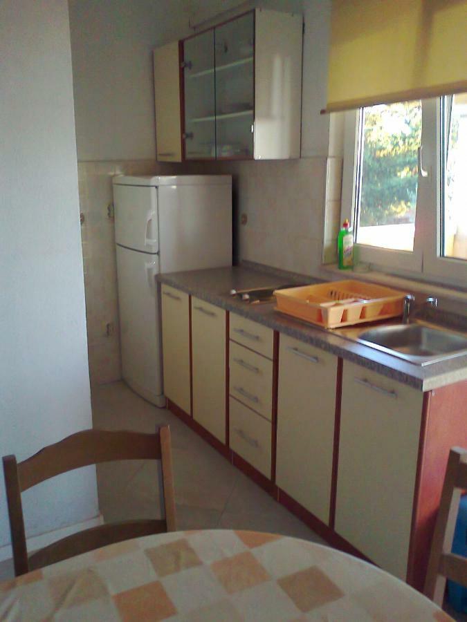 Apartmani Kulas Pakoštane Exterior foto